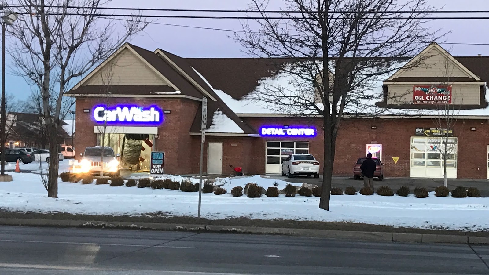 Canton City Car Wash in Canton Township