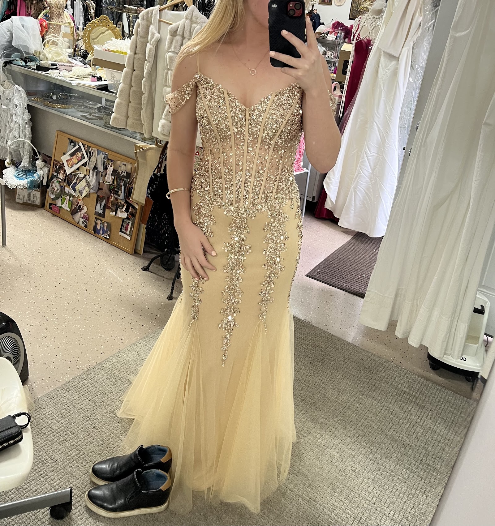 Famiri Designs — photo