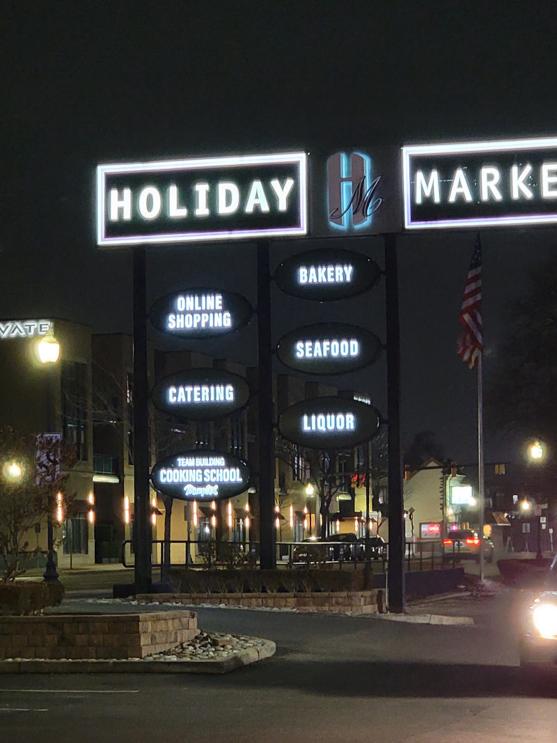 Holiday Market — photo