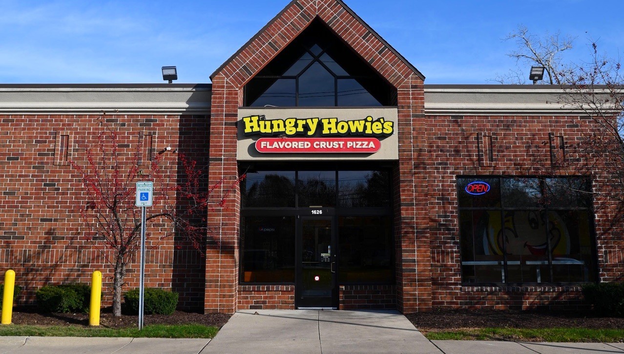 Hungry Howie's Pizza — photo