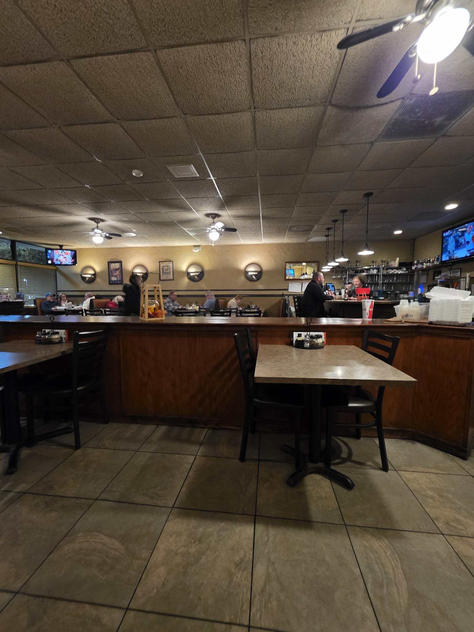 Palermo Pizzeria & Restaurant in Canton Township