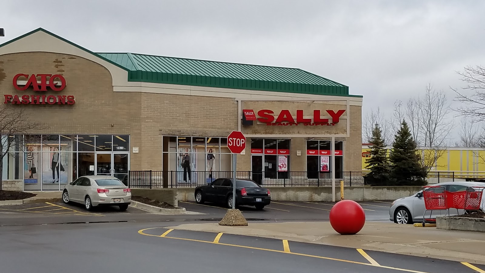 Sally Beauty — photo