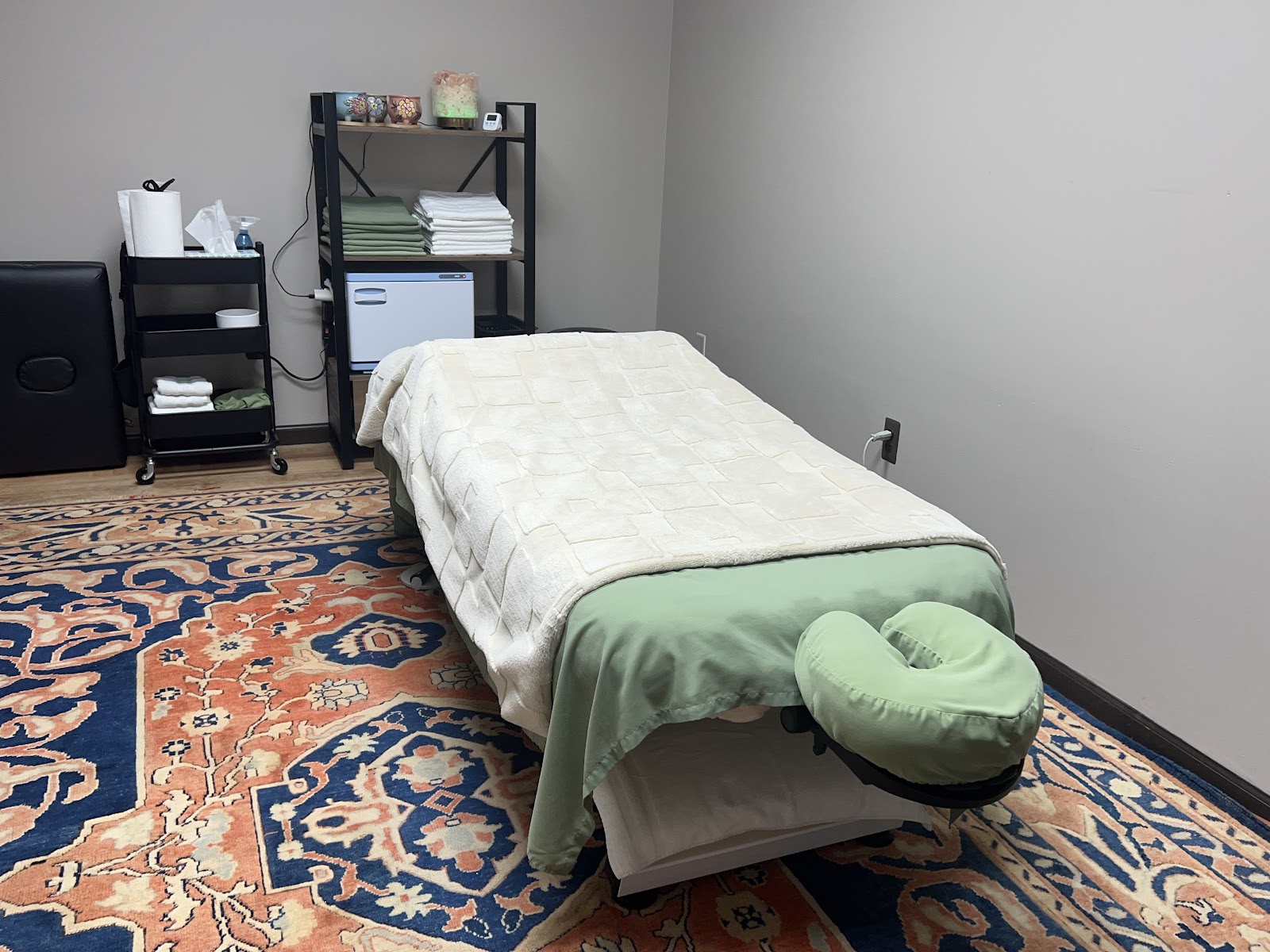 Serene Massage — photo
