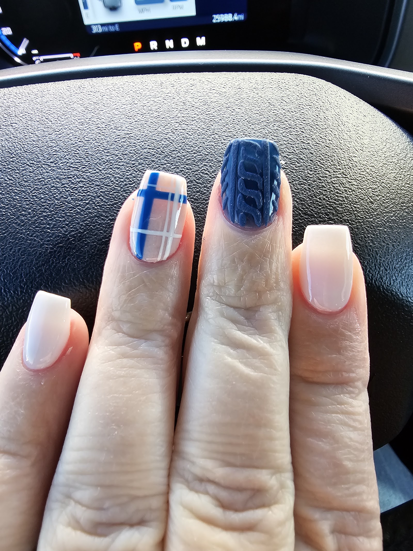Tina's Nails in Canton Township