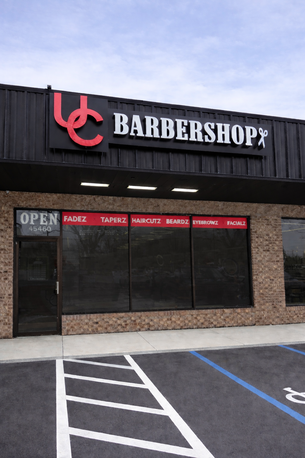 UC CANTON UPPERCUTZ BARBERSHOP — photo